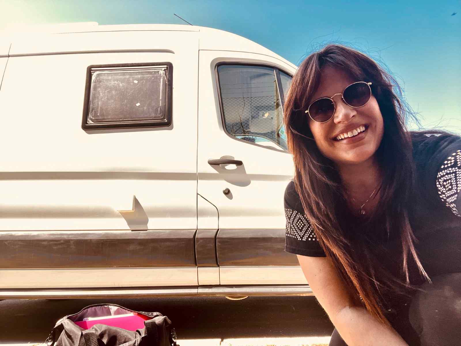 Van Life Spain Europe Favie Fabienne Liechti Singer Songwriter Dancer Nomad